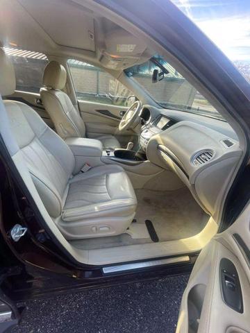 Photo of 2014 Burgundy INFINITI QX60
