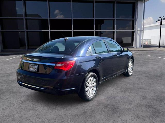Photo of 2012  Chrysler 200