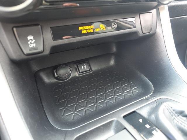 Photo of 2019 Gray Toyota RAV4