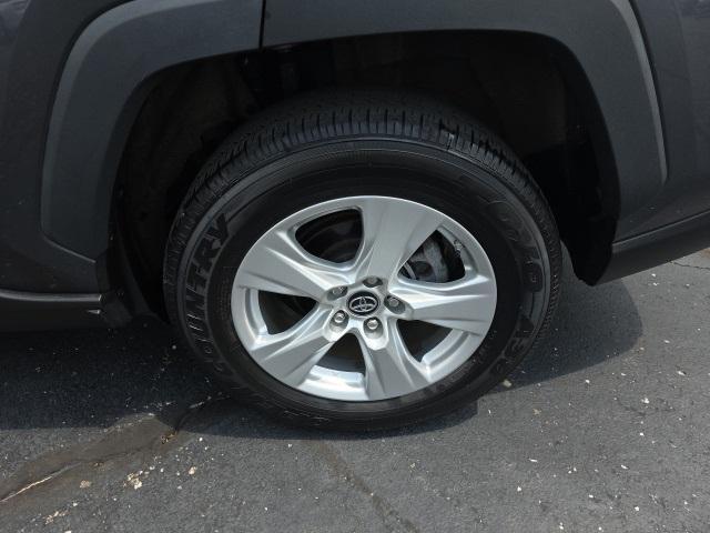 Photo of 2019 Gray Toyota RAV4
