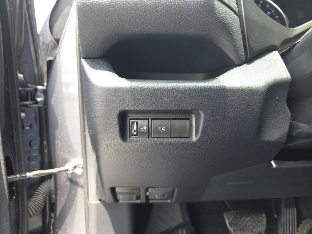 Photo of 2019 Gray Toyota RAV4
