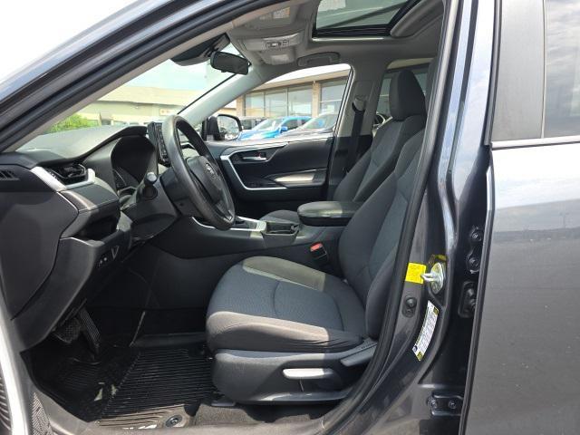 Photo of 2019 Gray Toyota RAV4