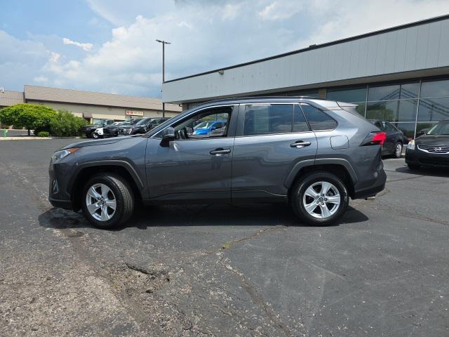 Photo of 2019 Gray Toyota RAV4