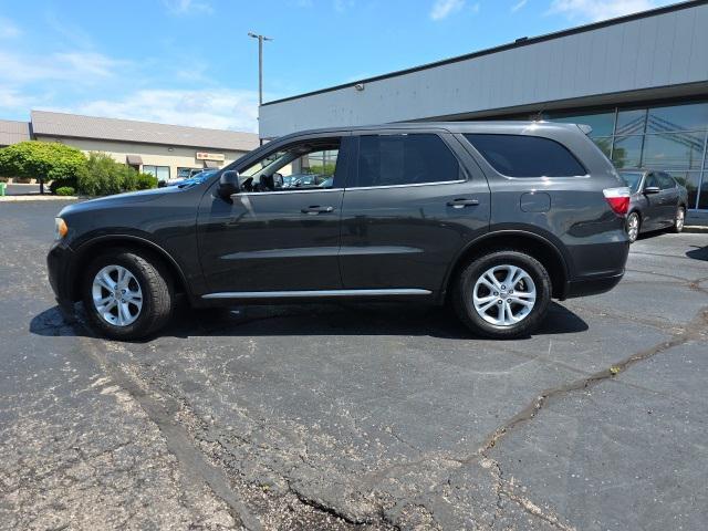 Photo of 2011 Dark Charcoal Pearlcoat Dodge Durango