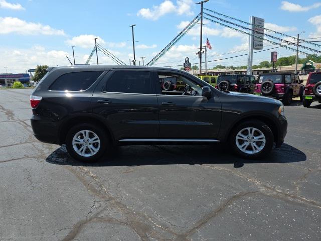Photo of 2011 Dark Charcoal Pearlcoat Dodge Durango