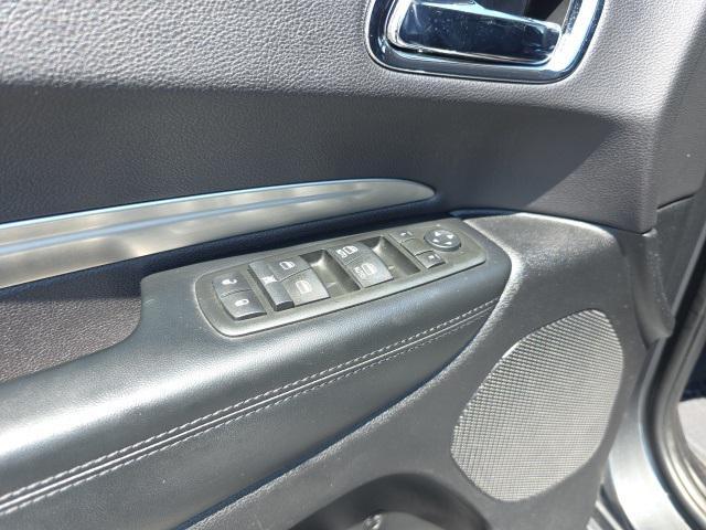 Photo of 2011 Dark Charcoal Pearlcoat Dodge Durango