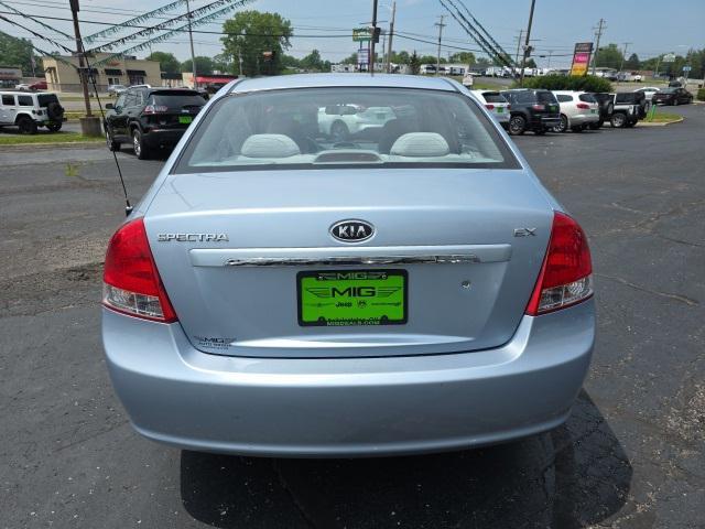 Photo of 2008 Ice Blue Metallic Kia Spectra