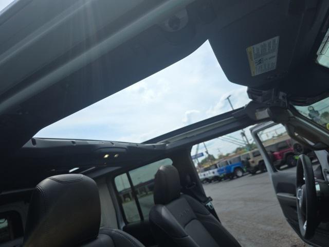Photo of 2024 Silver Zynith Clearcoat Jeep Wrangler 4xe