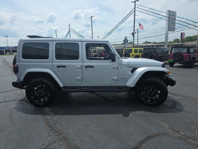Photo of 2024 Silver Zynith Clearcoat Jeep Wrangler 4xe