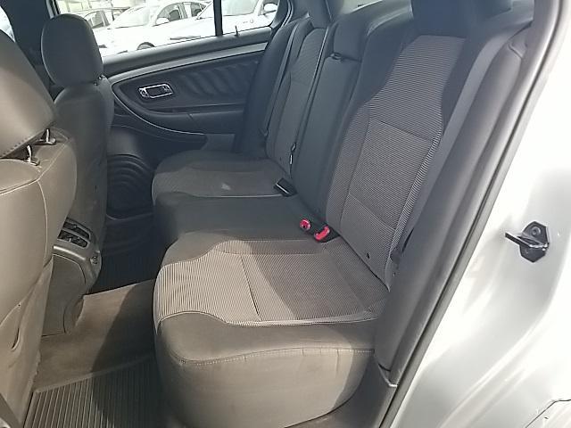 Photo of 2018 Ingot Silver Ford Taurus