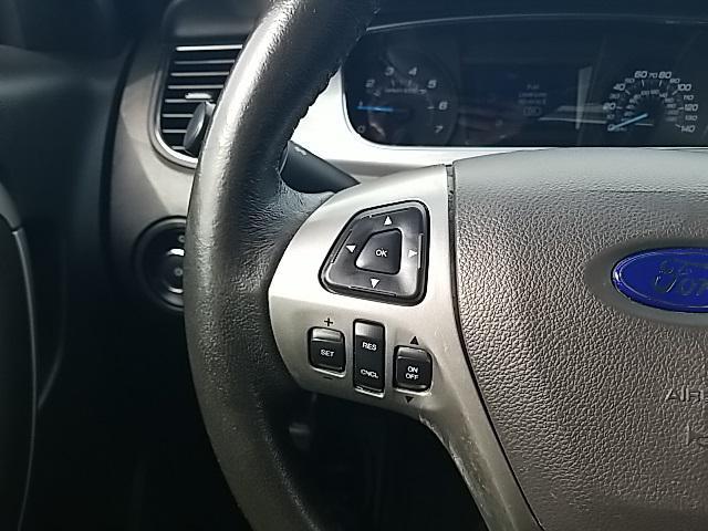 Photo of 2018 Ingot Silver Ford Taurus