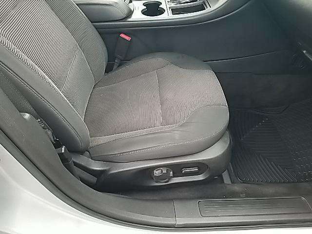 Photo of 2018 Ingot Silver Ford Taurus