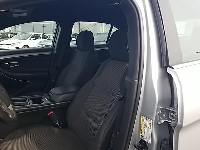 Photo of 2018 Ingot Silver Ford Taurus