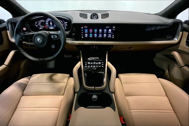 Photo of 2025 Blue Porsche Cayenne