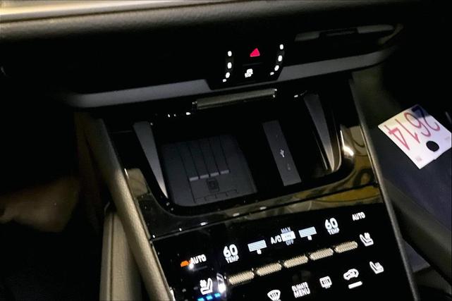 Photo of 2025 Black Metallic Porsche Cayenne
