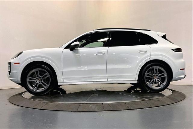 Photo of 2025 White Porsche Cayenne