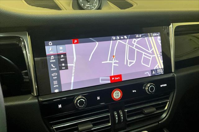 Photo of 2025 Dolomite Silver Metallic Porsche Macan