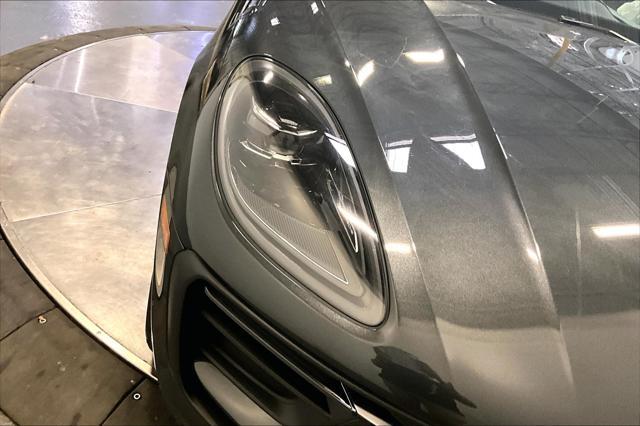 Photo of 2025 Dolomite Silver Metallic Porsche Macan