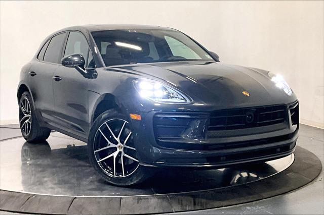 Photo of 2025 Grey Porsche Macan