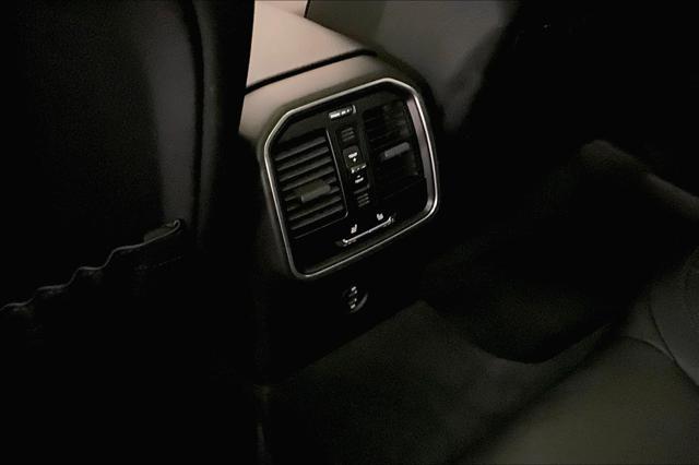 Photo of 2025 Grey Porsche Macan