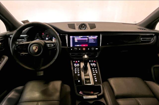 Photo of 2025 Grey Porsche Macan