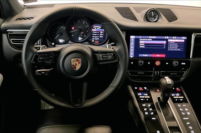 Photo of 2025 Grey Porsche Macan