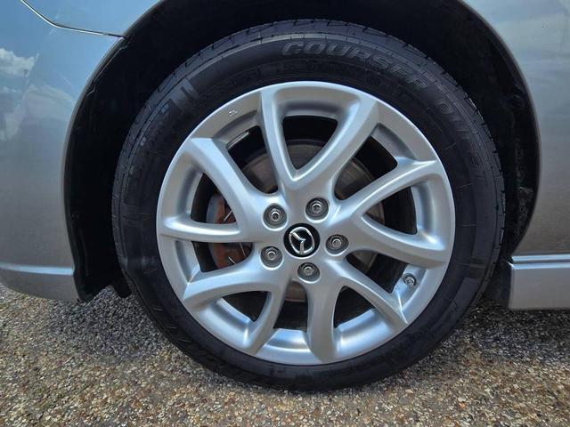 Photo of 2013 Gray Mazda Mazda5