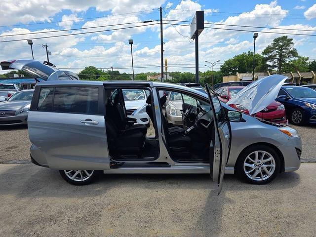 Photo of 2013 Gray Mazda Mazda5