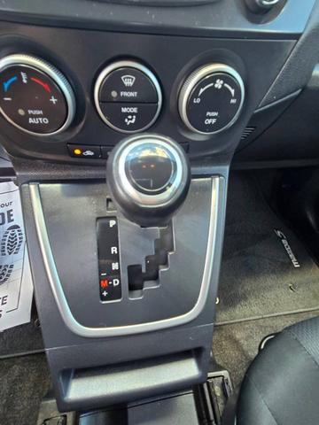 Photo of 2013 Gray Mazda Mazda5