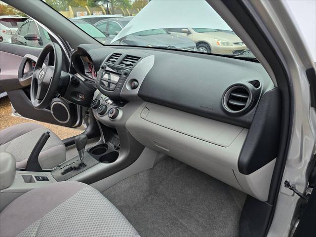 Photo of 2008 Black Toyota RAV4