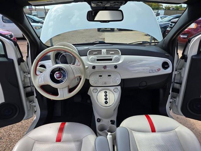 Photo of 2015 Bianco Perla (Pearl White Tri-Coat) FIAT 500e