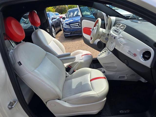 Photo of 2015 Bianco Perla (Pearl White Tri-Coat) FIAT 500e