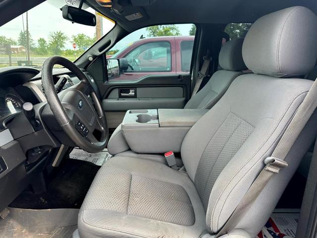 Photo of 2014 White Ford F-150