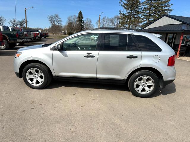 Photo of 2014 Silver Ford Edge