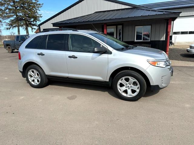Photo of 2014 Silver Ford Edge