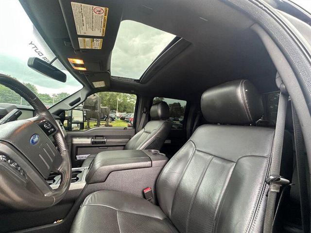 Photo of 2015 Tuxedo Black Metallic Ford F-250