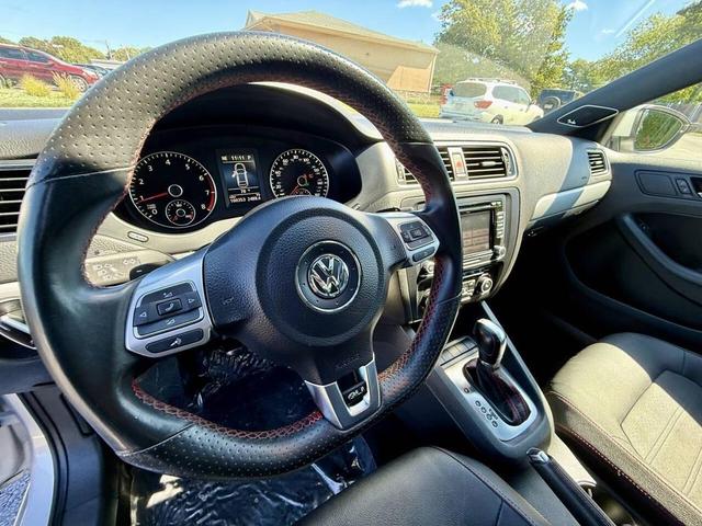 Photo of 2012 Frost Silver Metallic Volkswagen Jetta