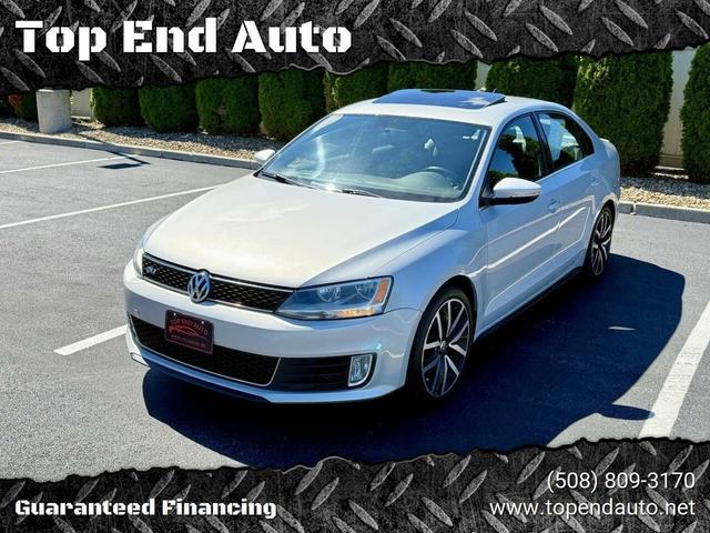 Photo of 2012 Frost Silver Metallic Volkswagen Jetta