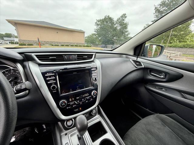 Photo of 2019 Deep Blue Pearl Nissan Murano