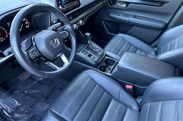 Photo of 2023 Silver Honda CR-V