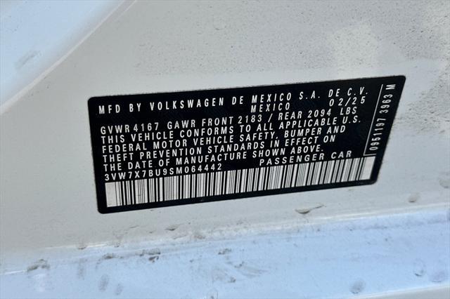 Photo of 2025 Opal White Volkswagen Jetta