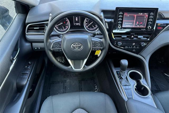 Photo of 2022 Silver Toyota Camry