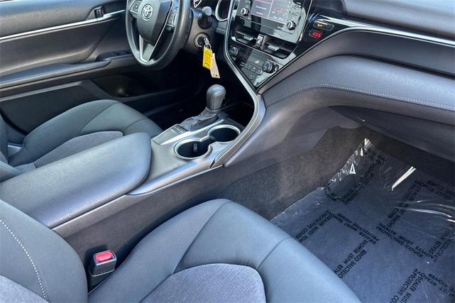 Photo of 2022 Silver Toyota Camry