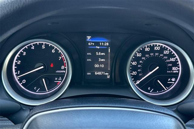 Photo of 2022 Silver Toyota Camry