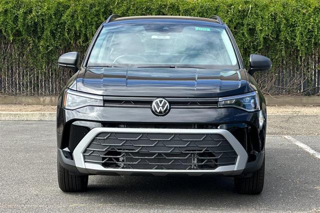 Photo of 2025 Deep Black Pearl Volkswagen Taos
