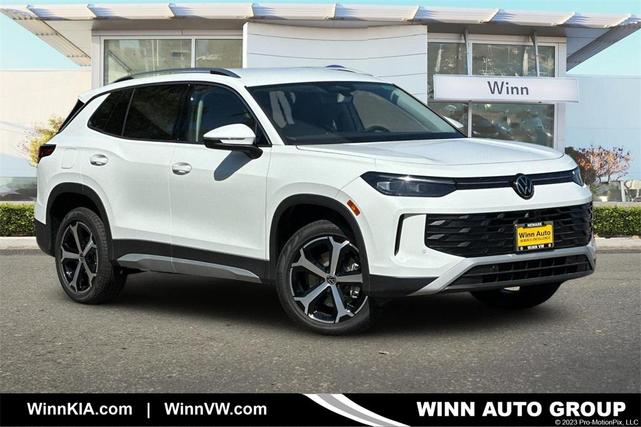 Photo of 2025 Pure White Volkswagen Tiguan