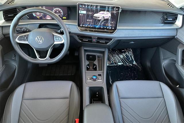 Photo of 2025 Pure White Volkswagen Tiguan