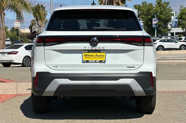 Photo of 2025 Pure White Volkswagen Tiguan