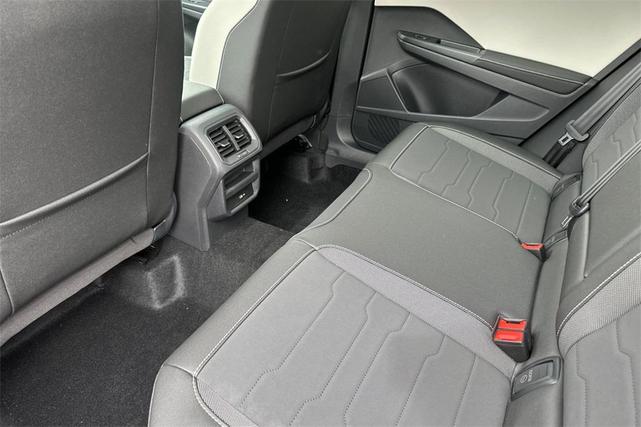 Photo of 2025 Deep Black Pearl Volkswagen Taos