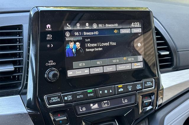 Photo of 2022 Gray Honda Odyssey